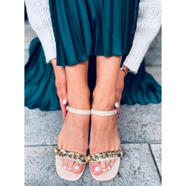 Daphne Beige alacsony sarkú szandál bézs 1