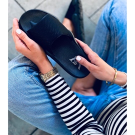 Wind Black női papucs fekete 1