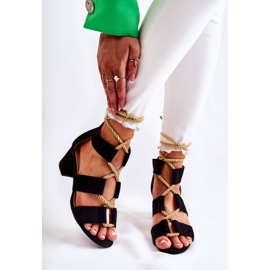 PG1 Fekete Erisa alacsony sarkú szandál bézs 1