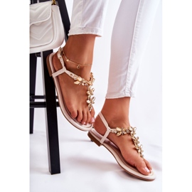 PG2 Divatos flip-flop szandál világos bézs színű Jennissa pillangókkal 1