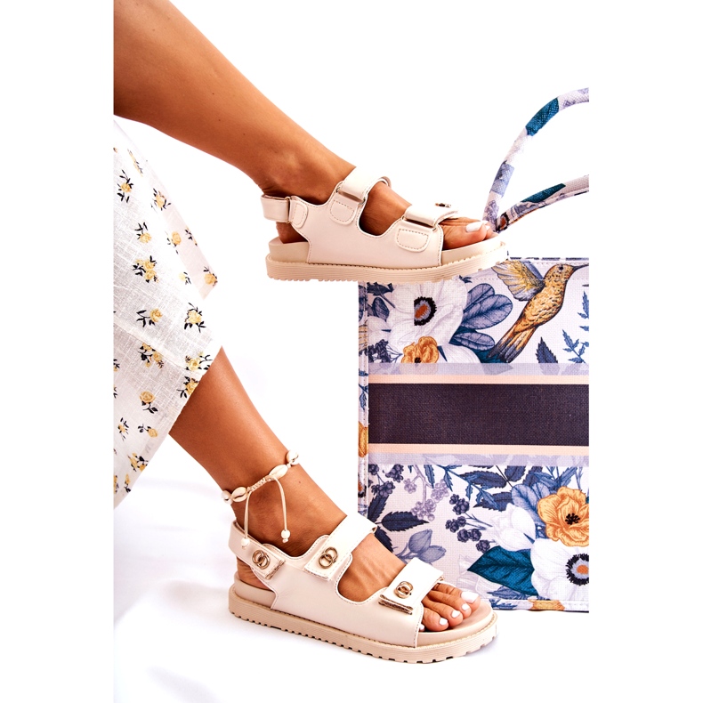 S.Barski Női bőr szandál díszítéssel, bézs 4