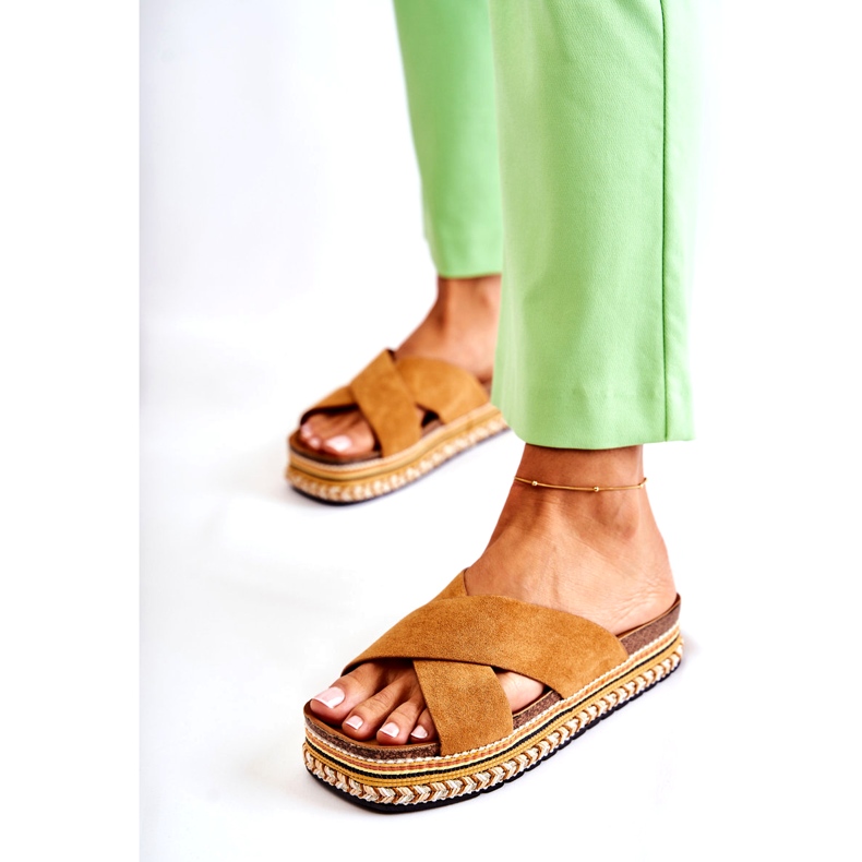 PG1 Női velúr papucs a Camel Jossie platformon barna 4