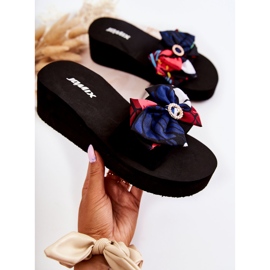 WJ1 Női fekete Silana Foam Wedge papucs sokszínű 1