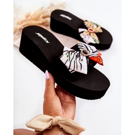 WJ1 Női fehér Silana Foam Wedge papucs sokszínű 1 WJ1 Női fehér Silana Foam Wedge papucs sokszínű 1