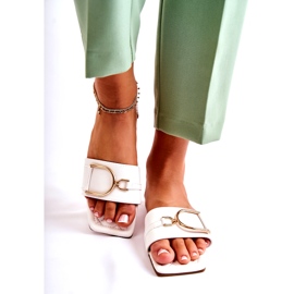 PG2 Klasszikus női bőr papucs fehér Shilla díszítéssel 1