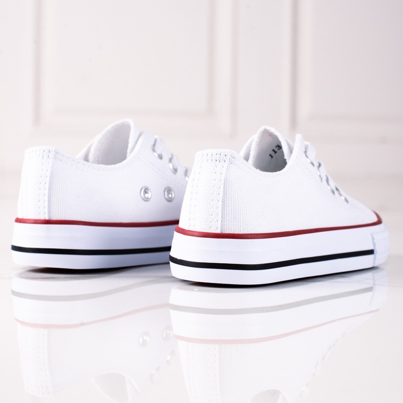 Fehér Vico gumis gyerekcipő 1