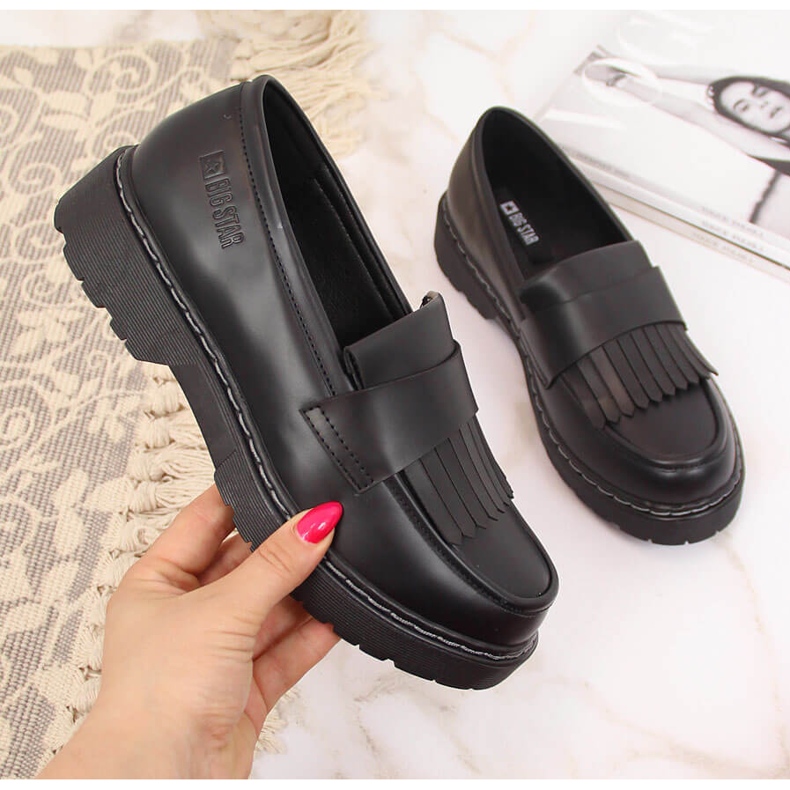 Női fekete cipő a platformon rojtokkal Big Star II274100 2