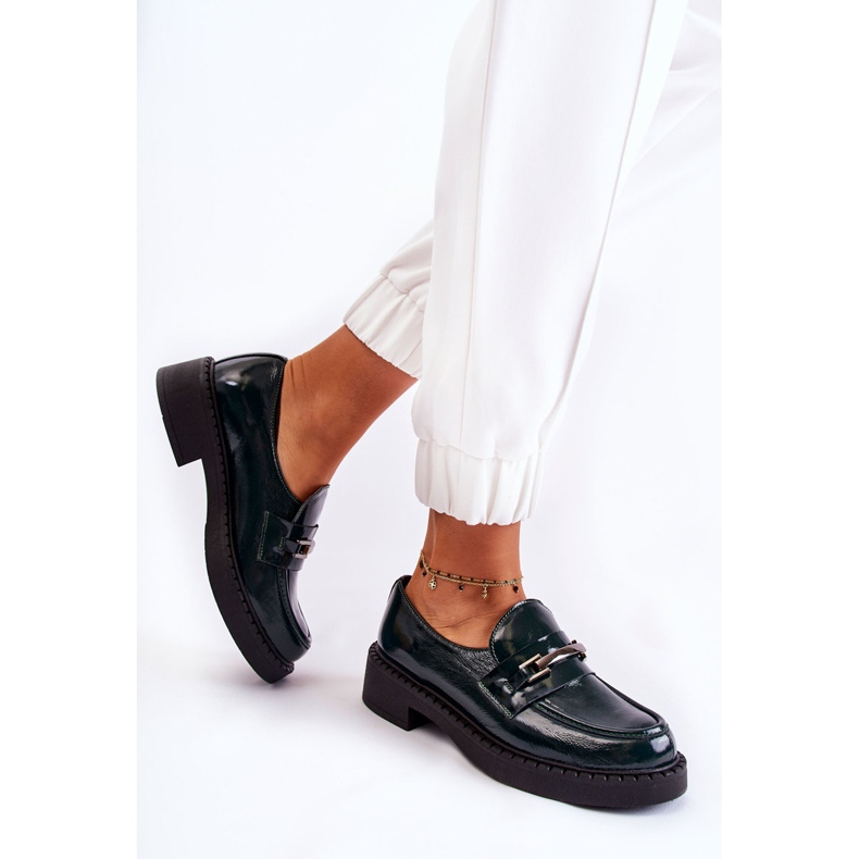 Lakkozott cipő zöld Hestill ezüst díszítéssel 2