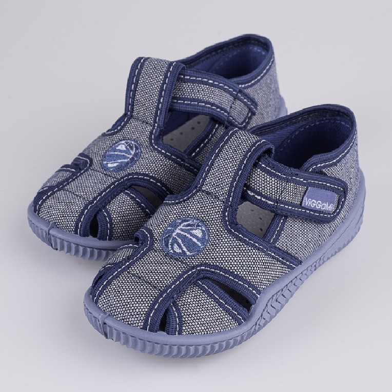 Fiú papucs Viggami Daniel hímzés szürke 1