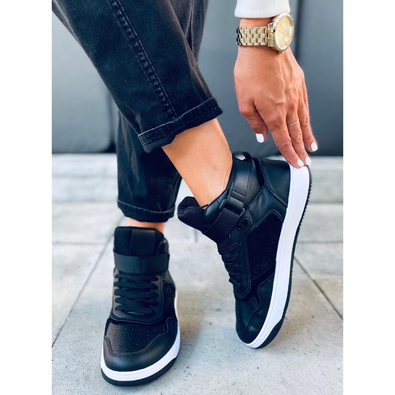 Carlota fekete magas szárú tornacipő 1