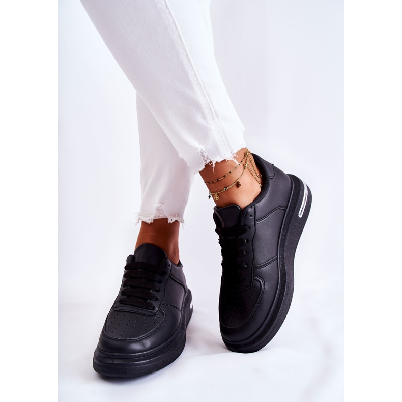 PG1 Klasszikus fekete Jennys bőr sportcipő 2