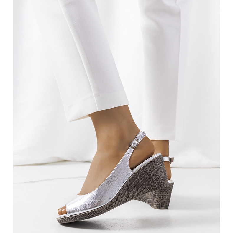 Beldesa ezüst ékszandál 1