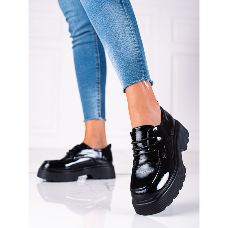 Fekete lakkozott Vinceza cipő 1