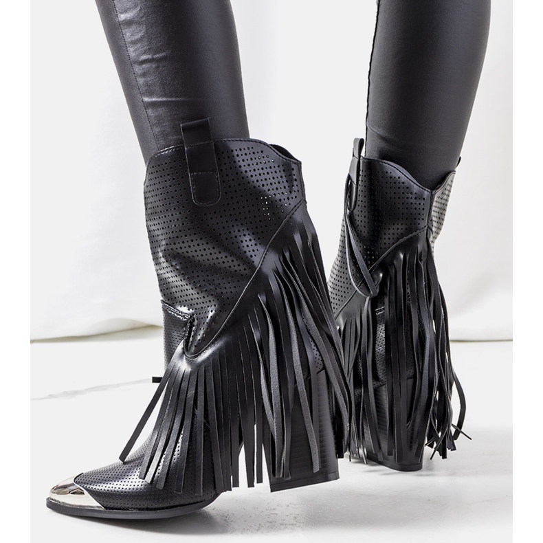 Wando fekete cowboy csizmája 1