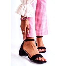 Női velúr magassarkú szandál, fekete 1