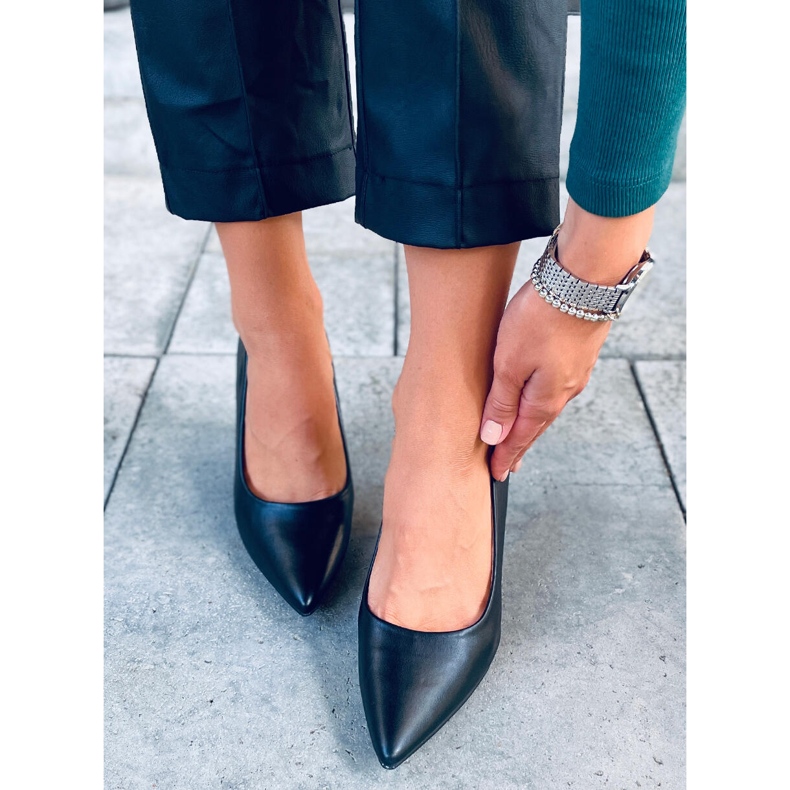 BM Női gabona tűsarkú Aurora Black fekete 1