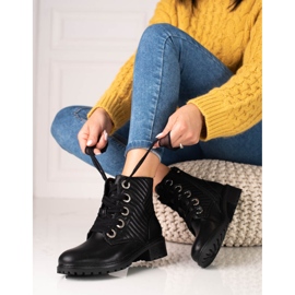 Fekete Shelovet női fűzős csizma foltvarróval 1