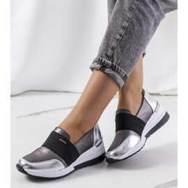 Campina ezüst színű bőr tornacipő szürke 1 Campina ezüst színű bőr tornacipő szürke 1