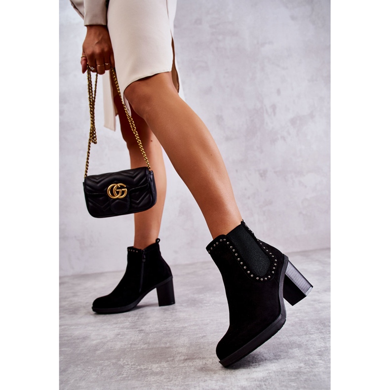 PG1 Fekete Cambia Velúr Csizma Csapokkal Egy Postán 2