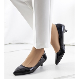 BM Fekete Colorado pumpák 1