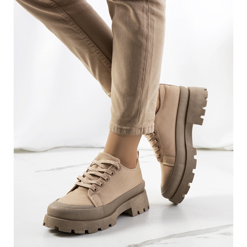 Bézs színű női Maryland cipő 1