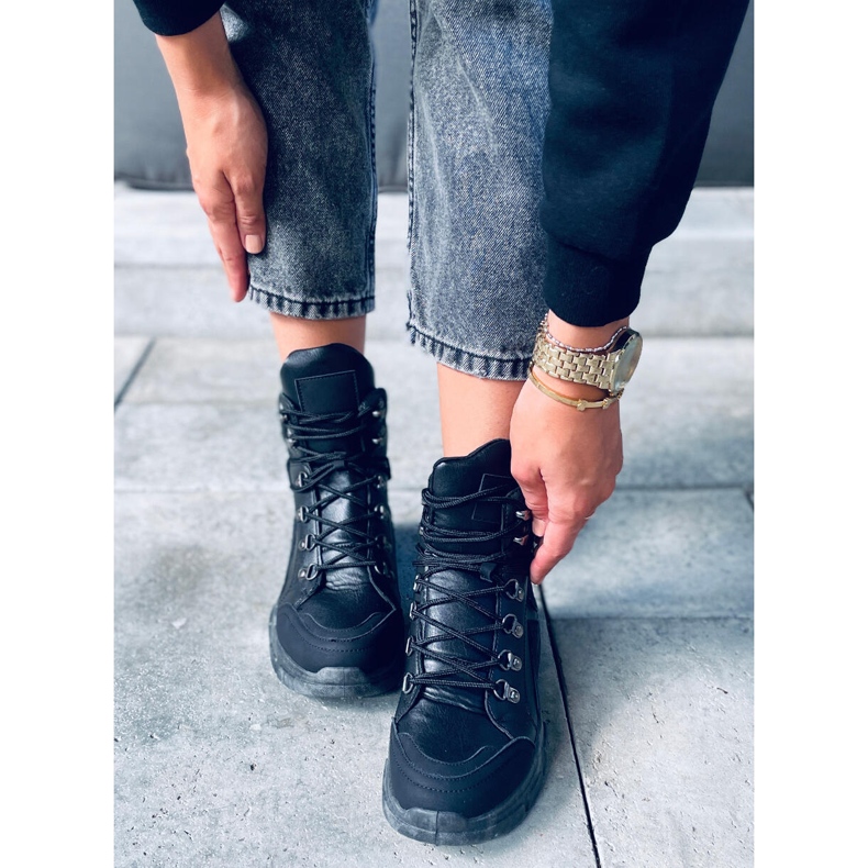 Brita Black magasszárú edzőcipő fekete 2