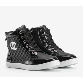 Magas tornacipő R18-2 fekete 2