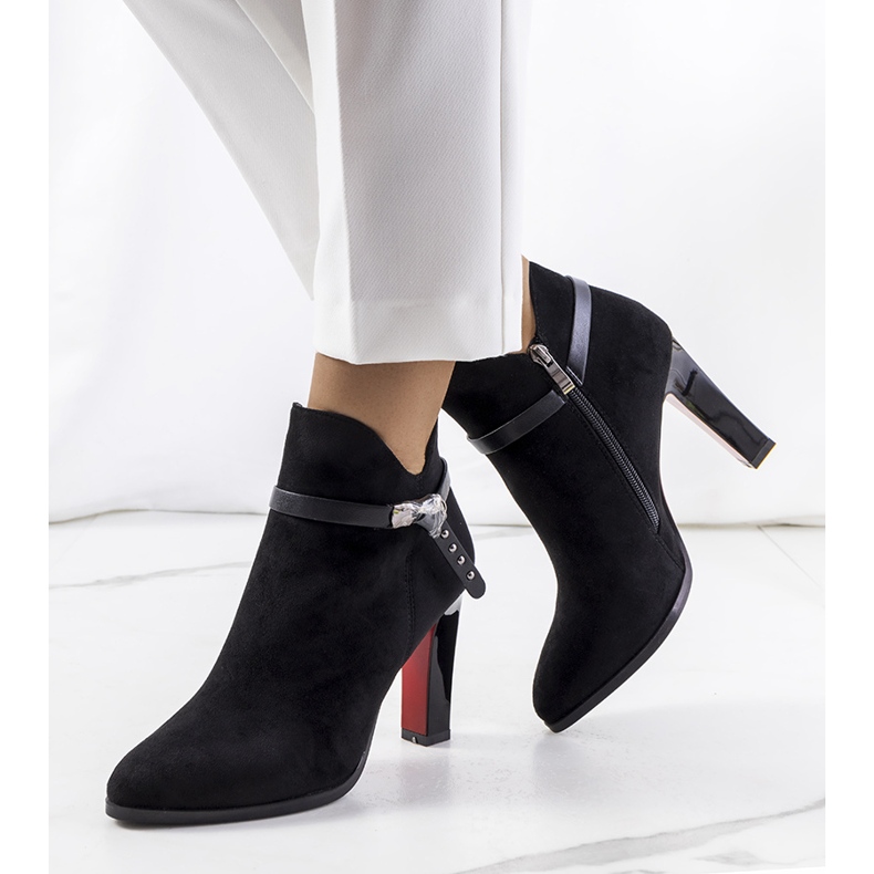 Fekete Deshi magassarkú 1