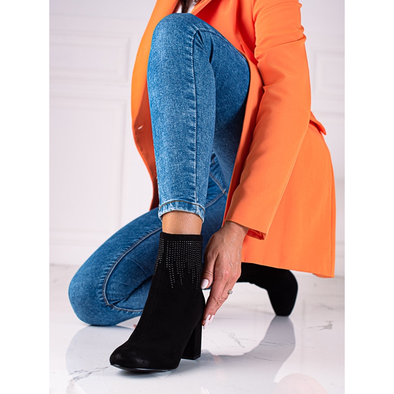 T.Sokolski Női velúr csizma a Sokolski poszton fekete 1