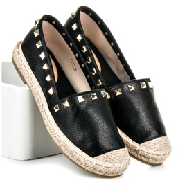 Espadrillák szegecsekkel fekete 1