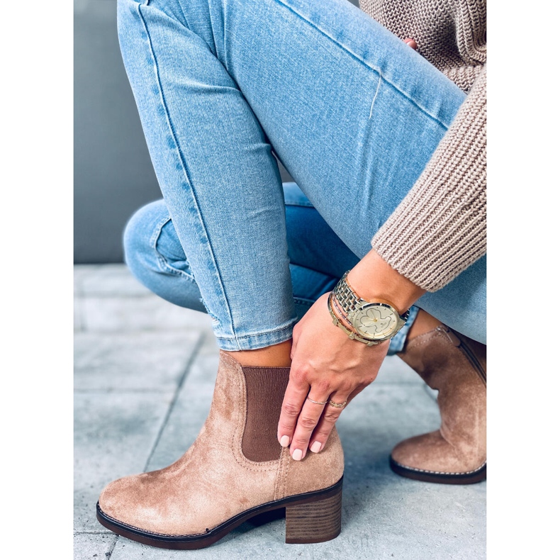 Széles sarkú csizma Fill Beige bézs 2 Széles sarkú csizma Fill Beige bézs 2