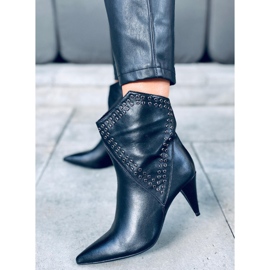 Girme fekete magas sarkú csizma 1