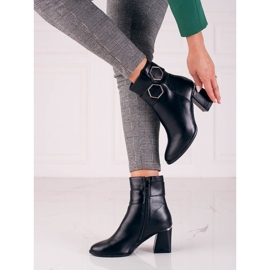 T.Sokolski Fekete Sokolski női csizma széles oszlopon 1
