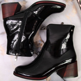 Lakkozott sarkú csizma Vinceza W JAN137 fekete 1