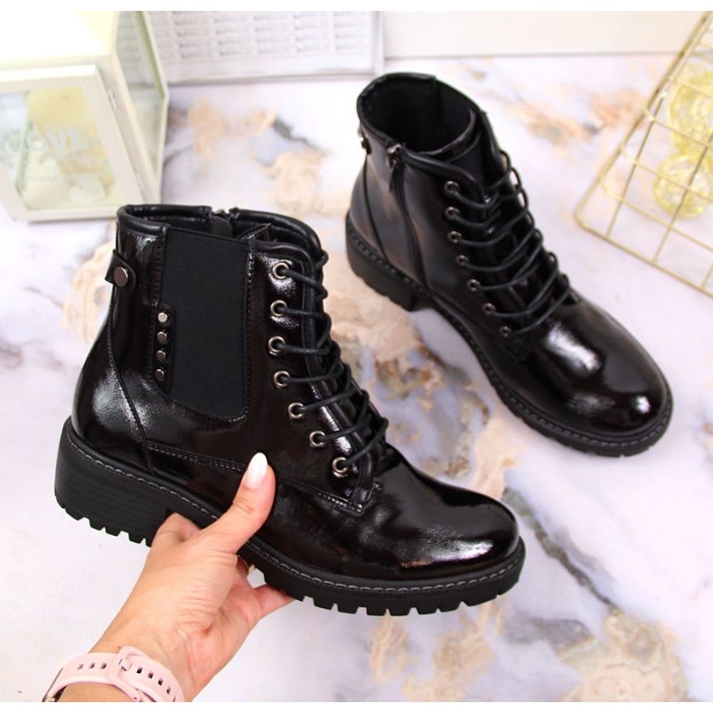 Fekete szigetelt csizma Vinceza W JAN140A 1