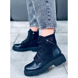 Provo Fekete csizma vastag talppal 2 Provo Fekete csizma vastag talppal 2