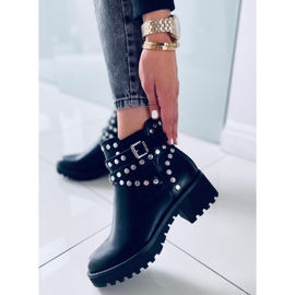 Hurt Black szegecses csizma fekete 1