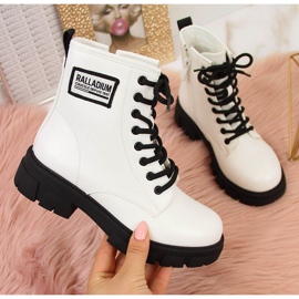 S.Barski S. Bararski által szigetelt fehér csizma lányoknak 1