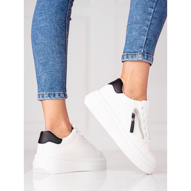 Fehér Shelovet női tornacipő dekoratív cipzárral 1