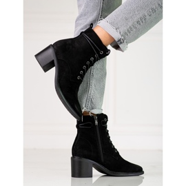 Fekete Shelovet fűzős női csizma ökológiai velúrból 1