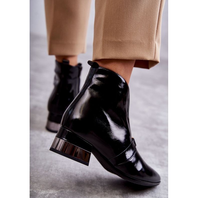 Lapos sarkú bőrcsizma Laura Messi 2268 fekete 2