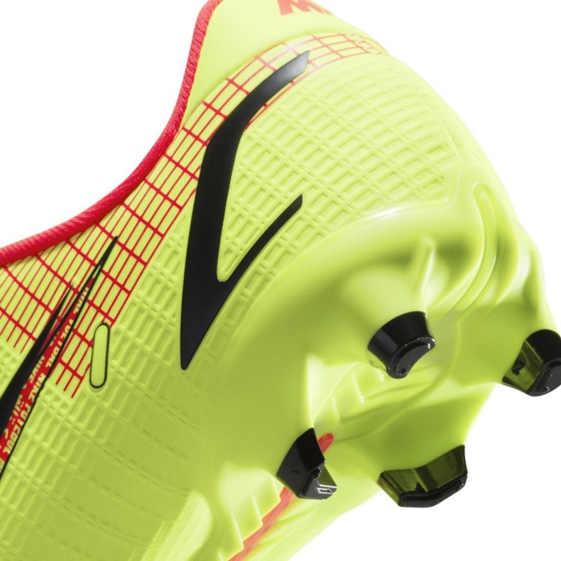 Nike Mercurial 14 Vapor Academy FG / MG Jr CV0811-760 futballcipő sárgák 7