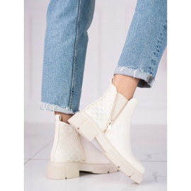 Női bézs Chelsea csizma a Shelovet platformon 1