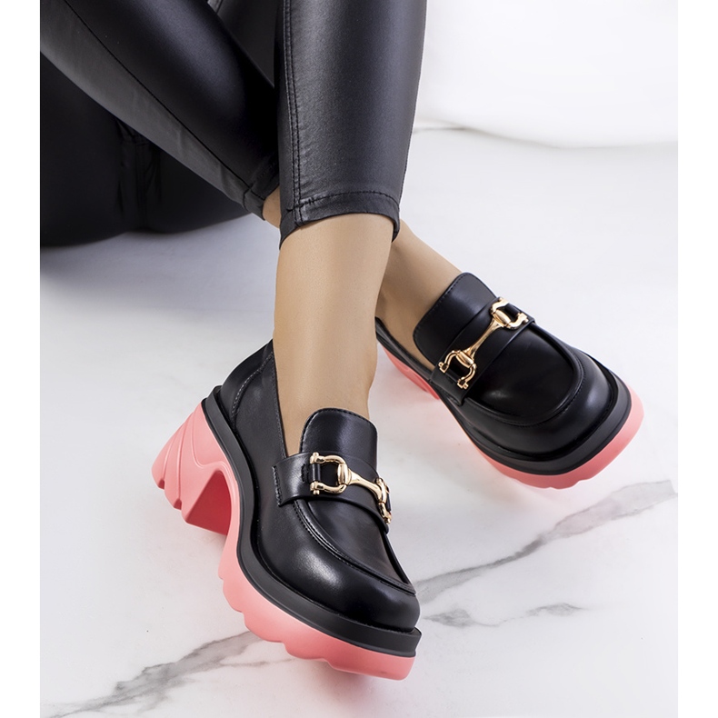 Fekete brogues rózsaszín Korgal talpon 1