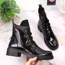 S.Barski Fekete lakkbőr csizma flitterekkel, S. Bararskitól 1