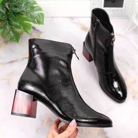 Hőszigetelt női csizma dekoratív Potocki WOL98 sarokkal lakkozott fekete 1