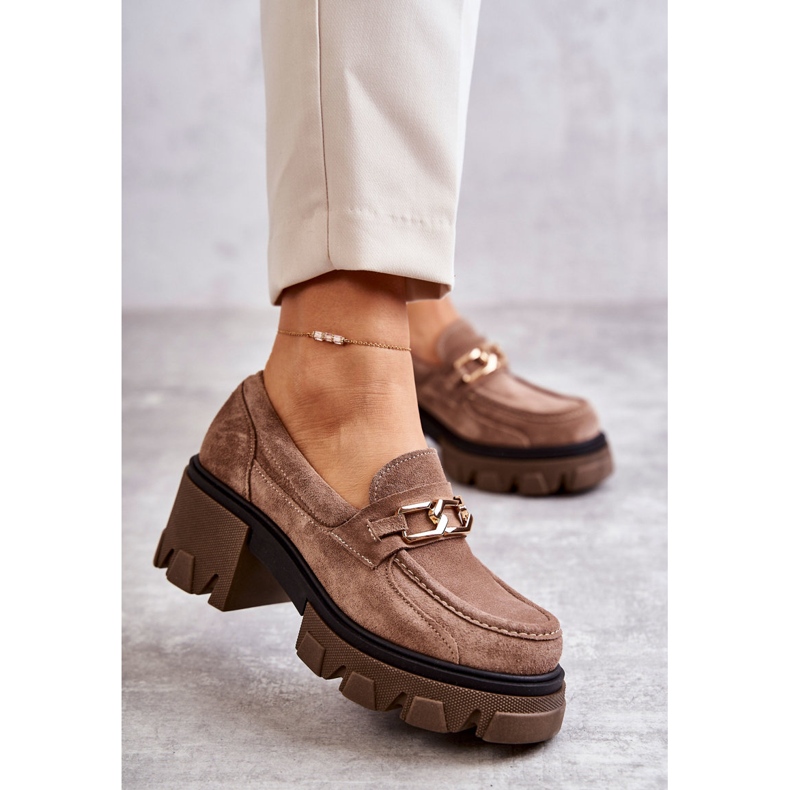 PL5 Velúr magassarkú aranybarna Lurdes díszítéssel bézs 1