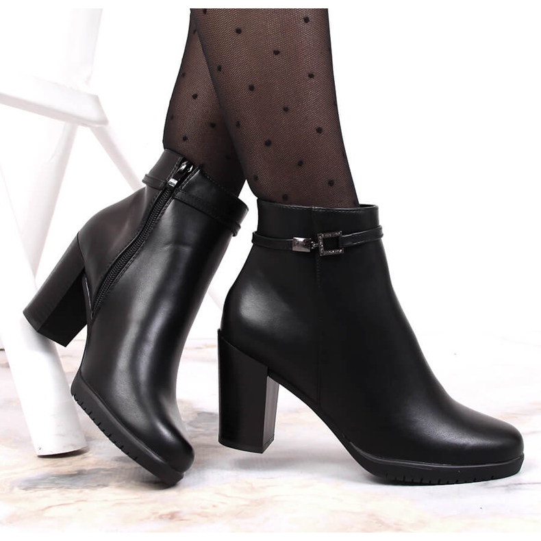 Fekete Sergio Leone magas sarkú női csizma cirkóniával 1