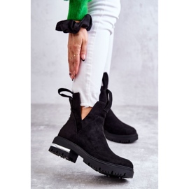 PS1 Fekete Elvera velúr cipők kivágásokkal 1