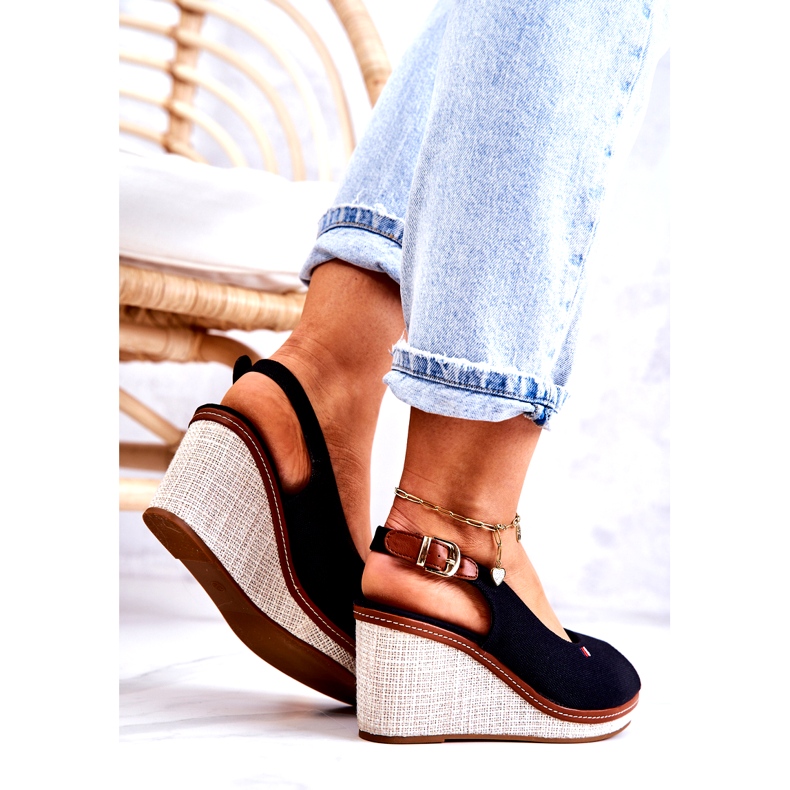 PS1 Kényelmes női szandál csattal, fekete Thallas 4